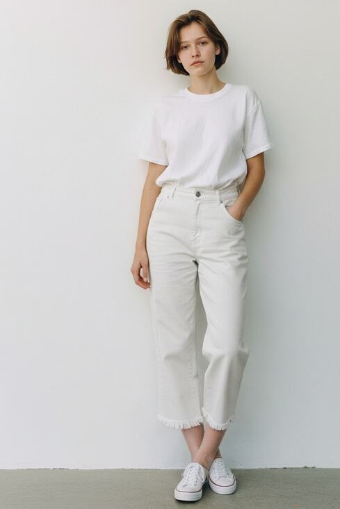 Est. 1934 denim Denim - Women's Est. 1946 Denim White Midrise Crop Distressed Hem Jeans - 16 Classic